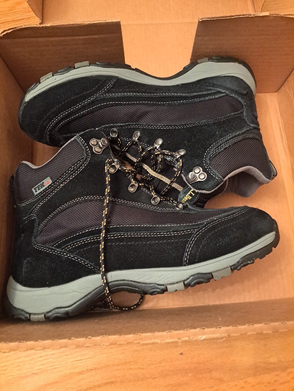 Mens Black LL Bean Primaloft Hiking Boots New Size 10